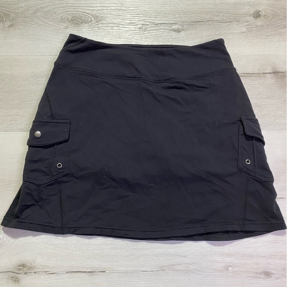 Athleta Pants - Athleta Cargo Athletic Mini Skirt With Mesh Shorts Underneath, Black, Size Small
